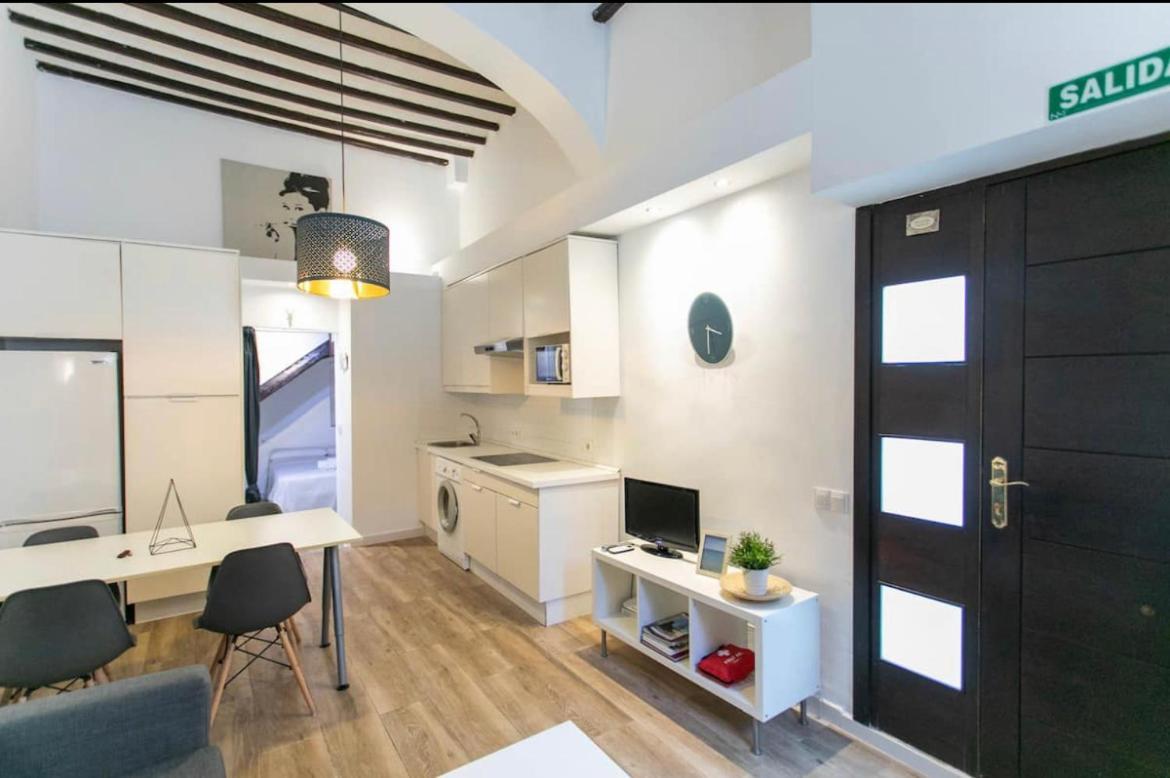 Rooms Postigo Bajo Málaga Esterno foto